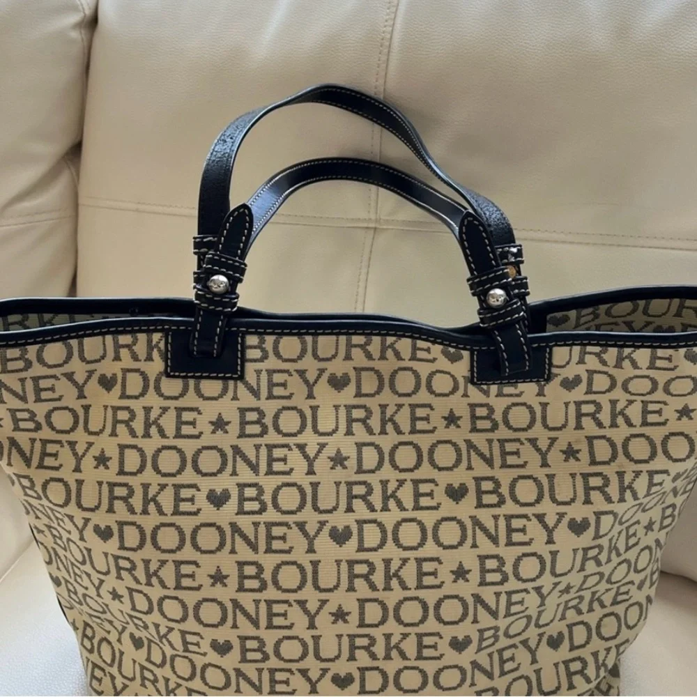 Dooney & Bourke Black and Cream Logo Tote - Picture 2 of 15